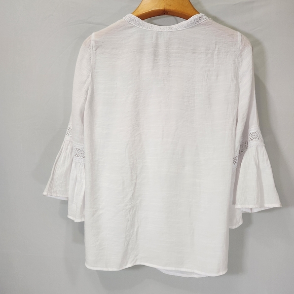 Counterparts White Lace Accent Blouse - Picture 7 of 10